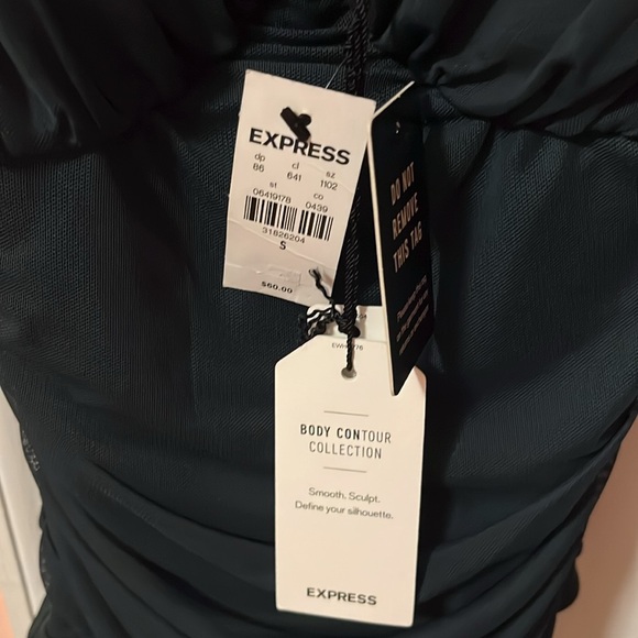 Express Sculpting Bodysuit - Picture 2 of 7